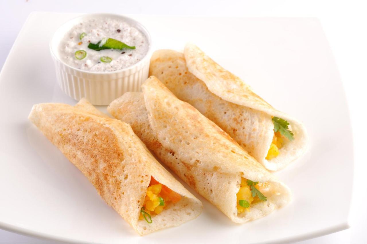 Oyo 16123 Chandana Deluxe Bangalore Eksteriør bilde